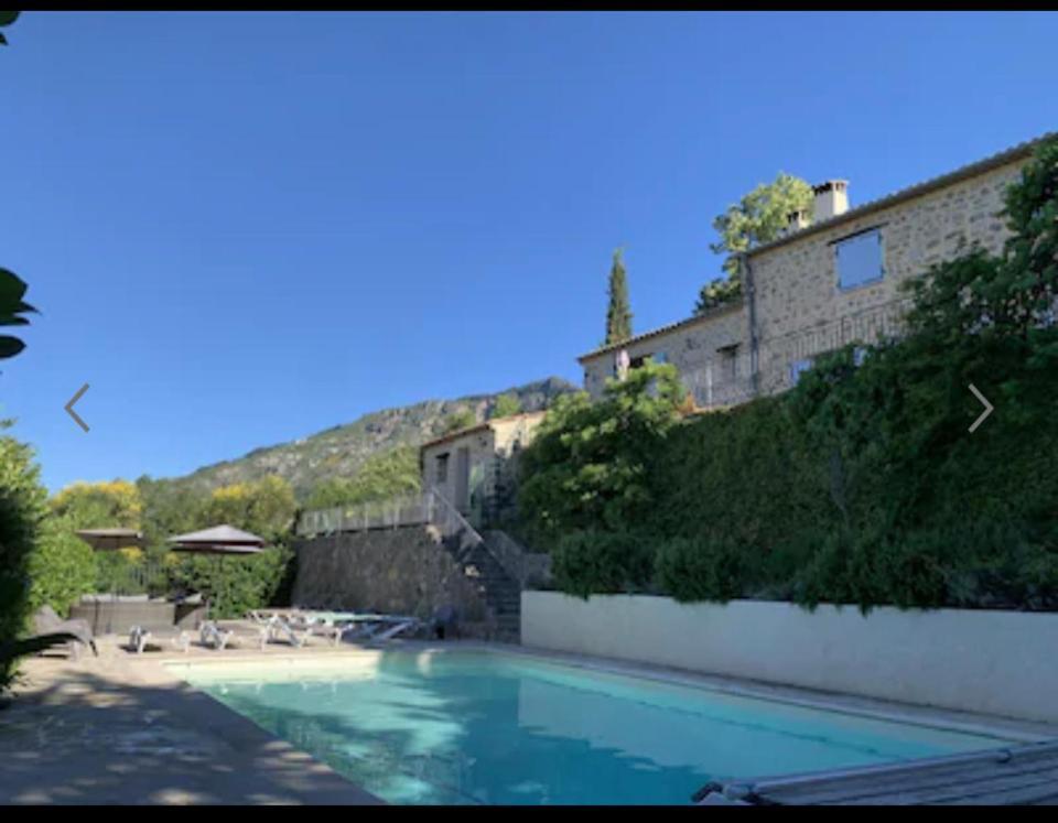 Bergerie Du 17eme Siecle, Piscine Privative Toudon